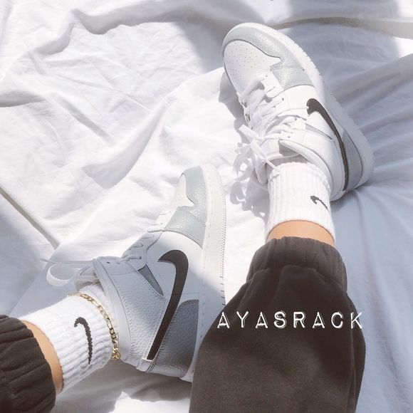 Custom Nike air jordan black and dark gray - Picture 7 of 9